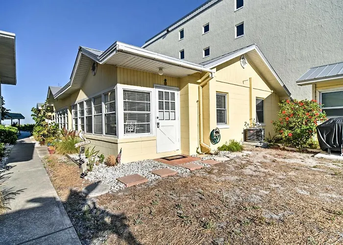 Ferienhaus Steps To Beach, Cabana: Indian Shores