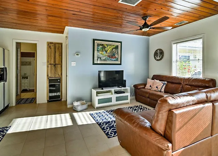 Steps To Beach, Cabana: Indian Shores Clearwater Beach