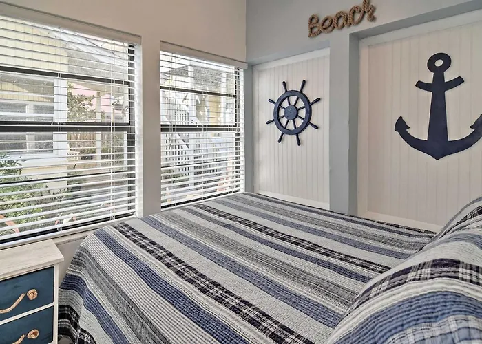 Steps To Beach, Cabana: Indian Shores Ferienhaus